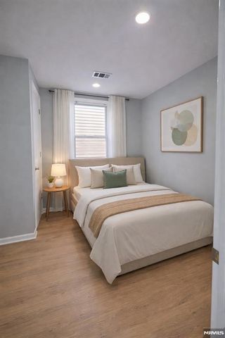 633 Thomas Boulevard, East Orange, NJ 07017