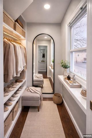 633 Thomas Boulevard, East Orange, NJ 07017