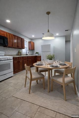 633 Thomas Boulevard, East Orange, NJ 07017