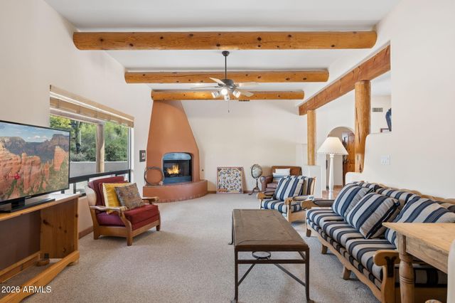 39955 N ECHO CANYON Drive, Cave Creek, AZ 85331