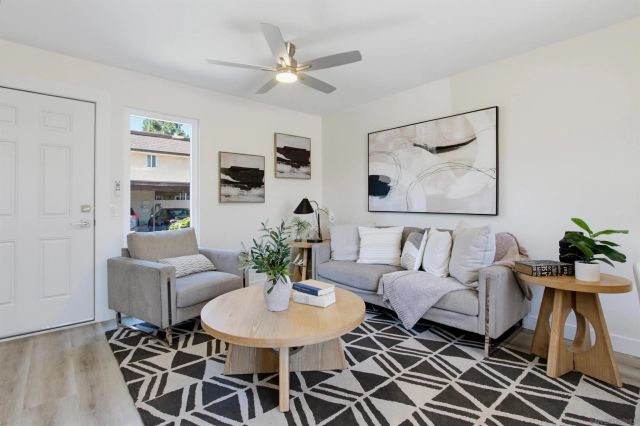 2121 E Grand Ave C12, Escondido, CA 92027