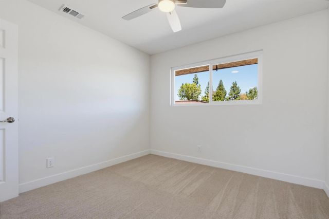 2121 E Grand Ave C12, Escondido, CA 92027