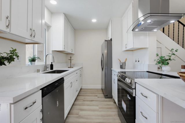 2121 E Grand Ave C12, Escondido, CA 92027