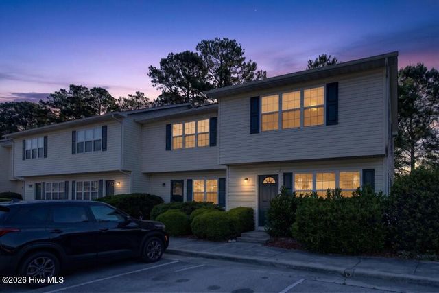 41 Pirates Cove Drive, Swansboro, NC 28584