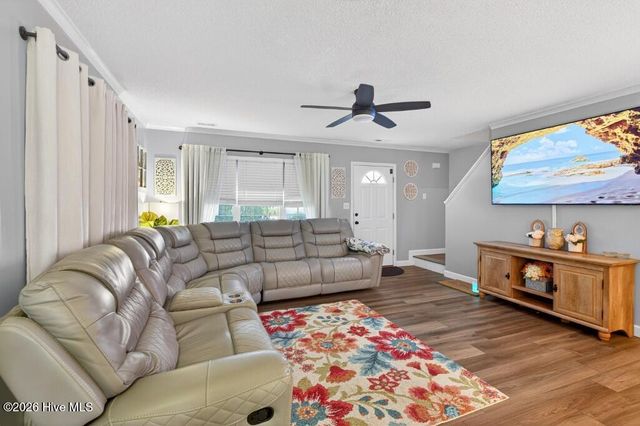 41 Pirates Cove Drive, Swansboro, NC 28584