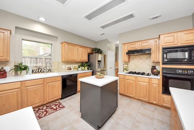 402 Groveton Ridge Lane, Houston, TX 77094