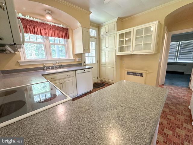 4813 HORSESHOE PIKE, Downingtown, PA 19335