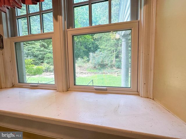 4813 HORSESHOE PIKE, Downingtown, PA 19335