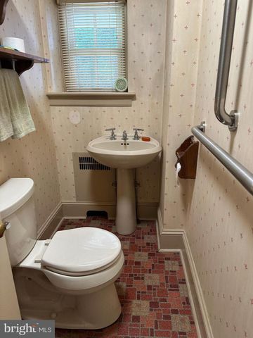 4813 HORSESHOE PIKE, Downingtown, PA 19335