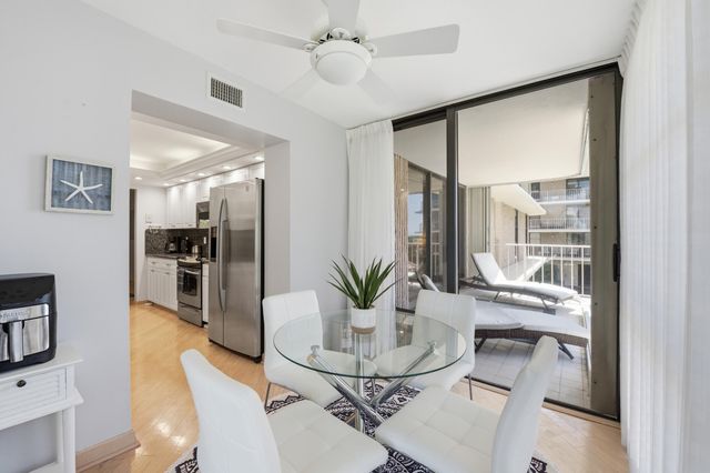 3200 S Ocean Boulevard D203, Palm Beach, FL 33480