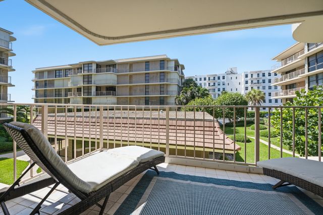 3200 S Ocean Boulevard D203, Palm Beach, FL 33480