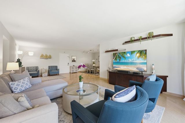 3200 S Ocean Boulevard D203, Palm Beach, FL 33480