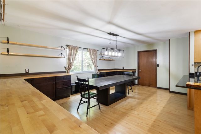 5760 Burkhardt Road, Dayton, OH 45431