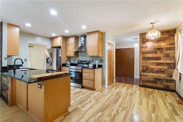 5760 Burkhardt Road, Dayton, OH 45431