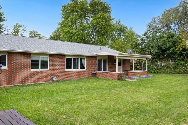 5760 Burkhardt Road, Dayton, OH 45431