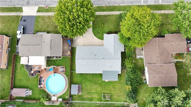5760 Burkhardt Road, Dayton, OH 45431