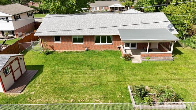5760 Burkhardt Road, Dayton, OH 45431