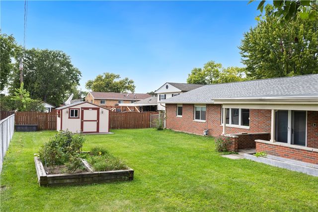 5760 Burkhardt Road, Dayton, OH 45431