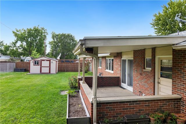 5760 Burkhardt Road, Dayton, OH 45431