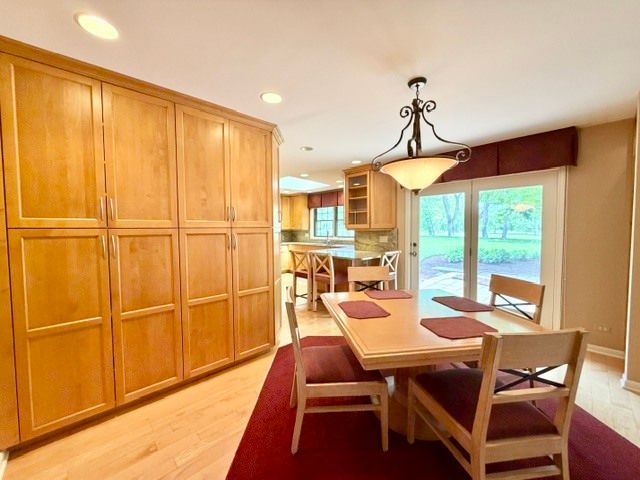 11N071 Johnstown Road, Elgin, IL 60124