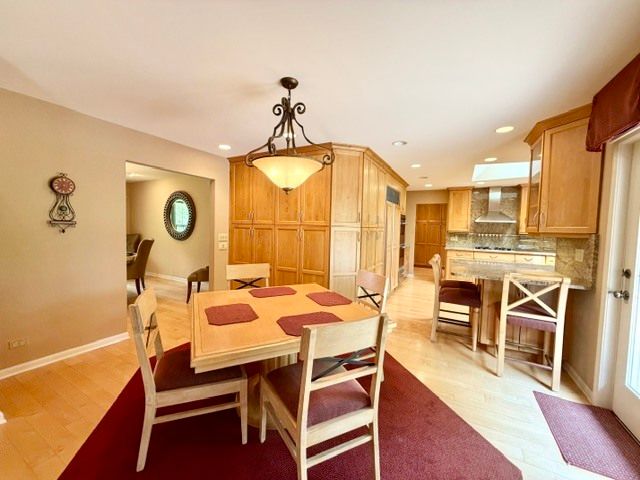 11N071 Johnstown Road, Elgin, IL 60124