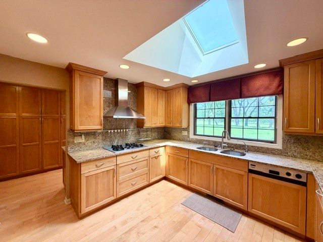 11N071 Johnstown Road, Elgin, IL 60124
