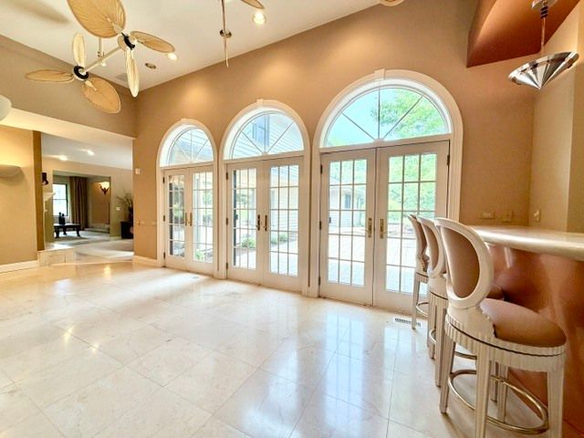 11N071 Johnstown Road, Elgin, IL 60124