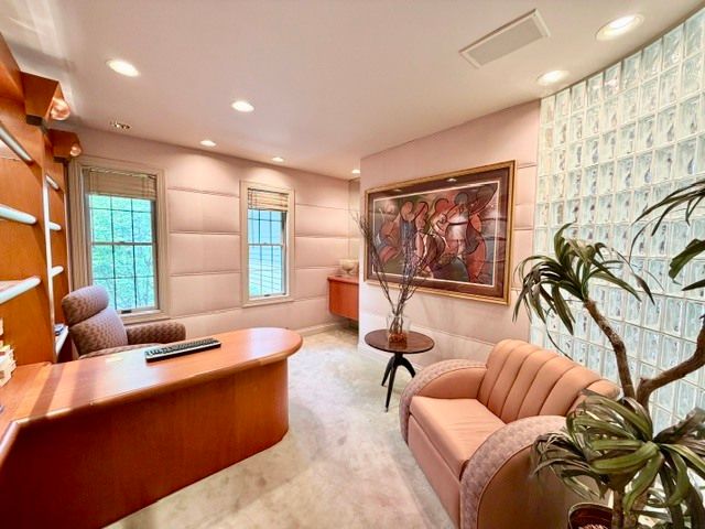 11N071 Johnstown Road, Elgin, IL 60124
