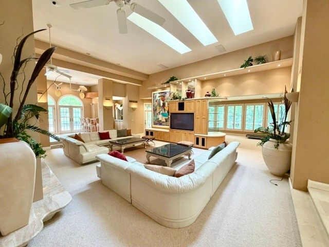 11N071 Johnstown Road, Elgin, IL 60124
