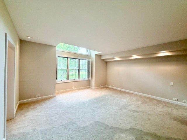 11N071 Johnstown Road, Elgin, IL 60124