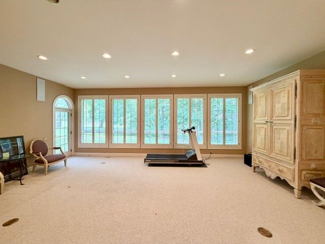 11N071 Johnstown Road, Elgin, IL 60124