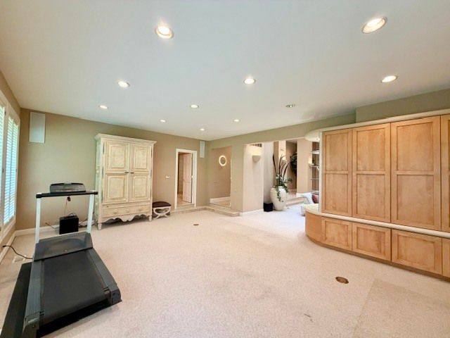 11N071 Johnstown Road, Elgin, IL 60124