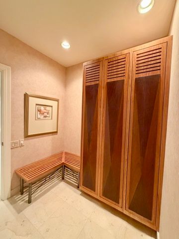 11N071 Johnstown Road, Elgin, IL 60124