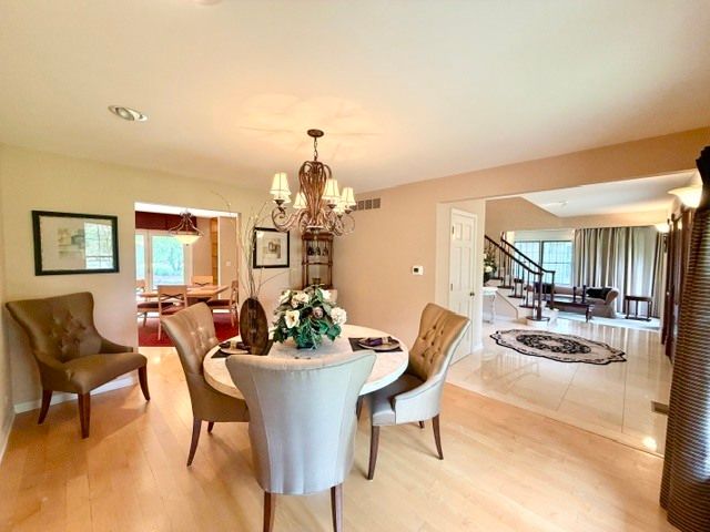 11N071 Johnstown Road, Elgin, IL 60124