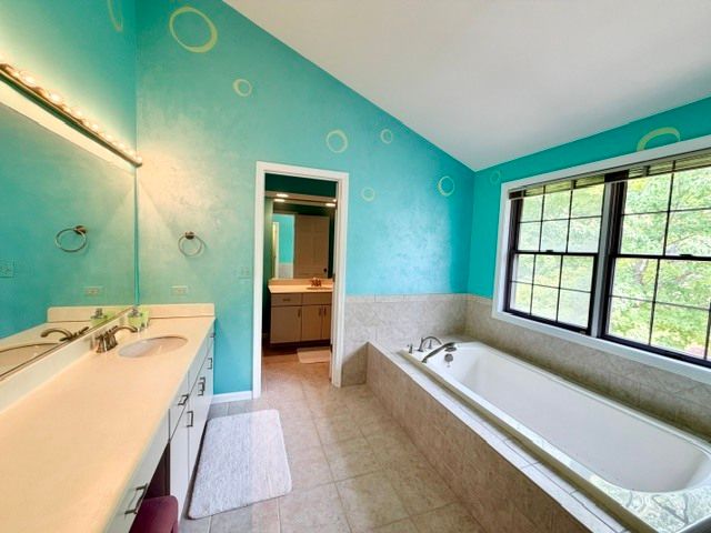 11N071 Johnstown Road, Elgin, IL 60124