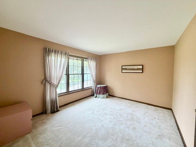 11N071 Johnstown Road, Elgin, IL 60124