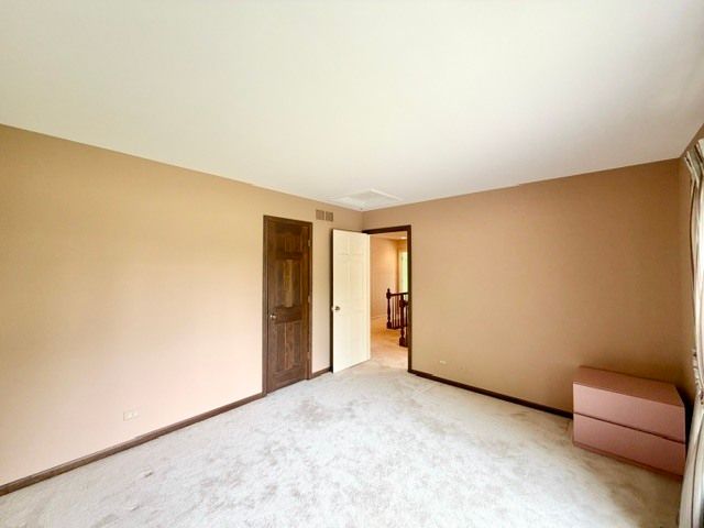 11N071 Johnstown Road, Elgin, IL 60124