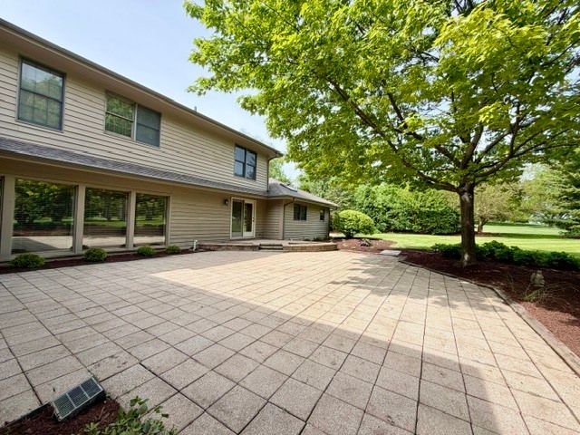 11N071 Johnstown Road, Elgin, IL 60124
