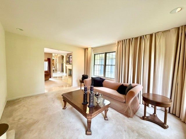 11N071 Johnstown Road, Elgin, IL 60124
