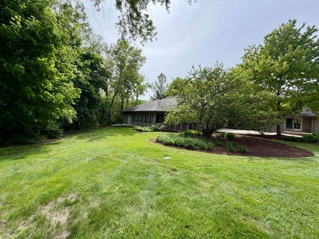 11N071 Johnstown Road, Elgin, IL 60124
