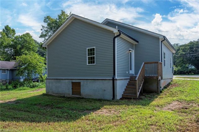 1739 Old Salisbury Road, Winston-salem, NC 27127
