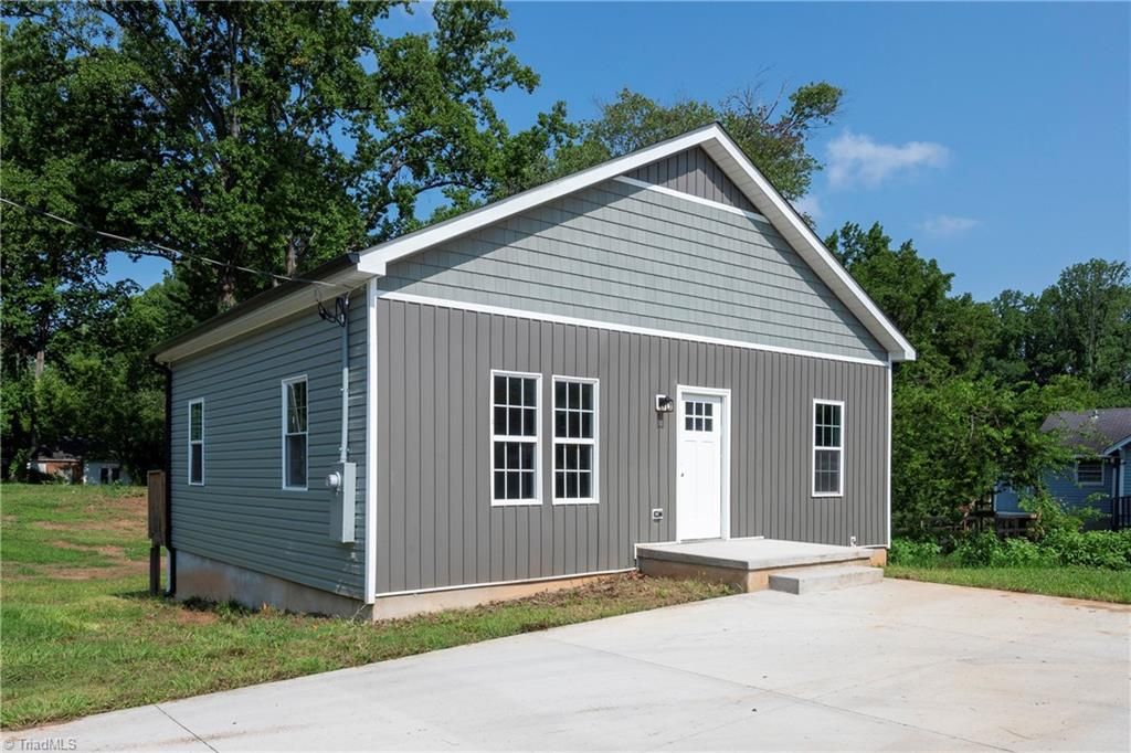 1739 Old Salisbury Road, Winston-salem, NC 27127