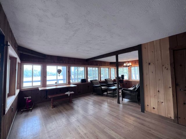 27 Hummingbird Lane, Hillsborough, NH 03244