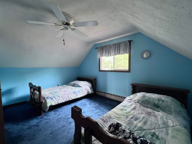 27 Hummingbird Lane, Hillsborough, NH 03244