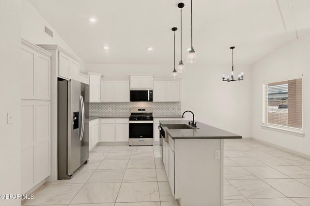 968 Gulf Streams Avenue, El Paso, TX 79932