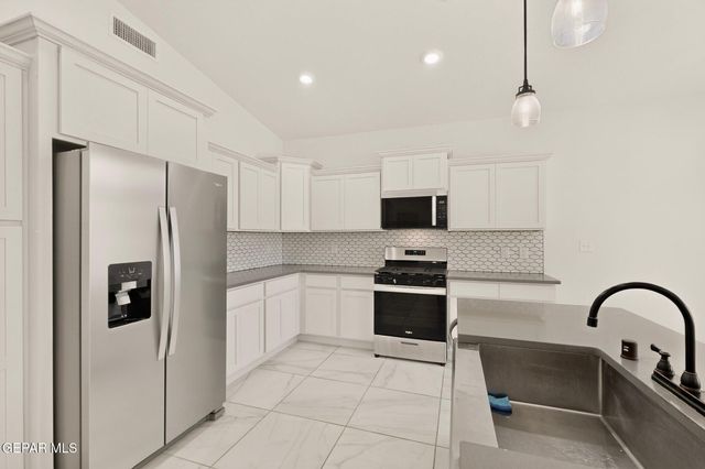 968 Gulf Streams Avenue, El Paso, TX 79932