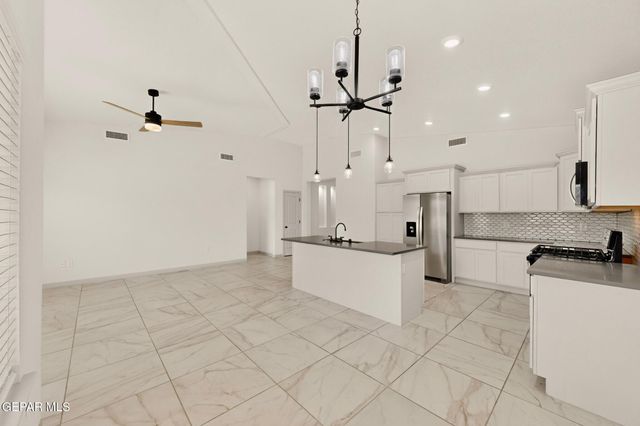 968 Gulf Streams Avenue, El Paso, TX 79932