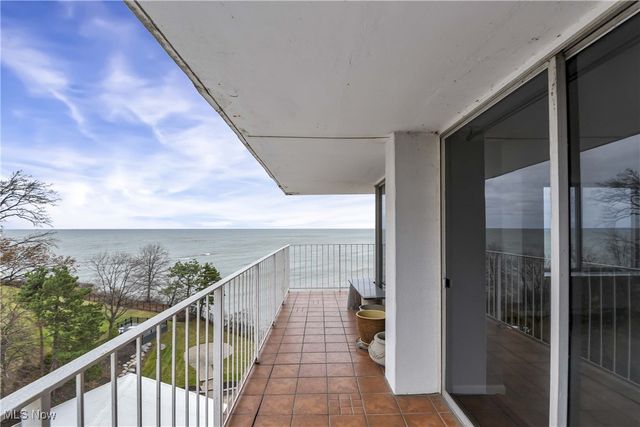 12700 Lake Avenue 806, Lakewood, OH 44107