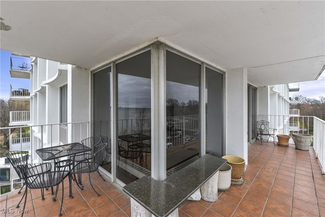 12700 Lake Avenue 806, Lakewood, OH 44107