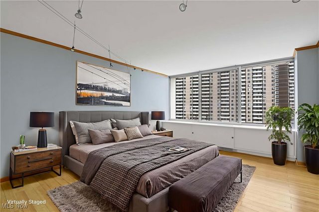 12700 Lake Avenue 806, Lakewood, OH 44107